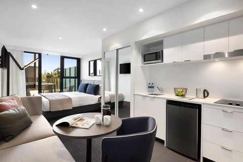 Quest St Kilda Road - Redcliffe Tourism 0