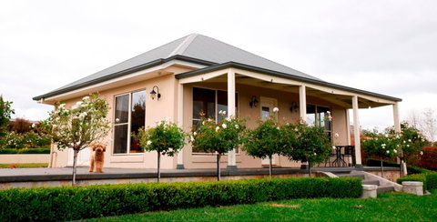 Stay Bathurst - Redcliffe Tourism 2