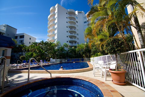 Surf Parade Resort - Redcliffe Tourism 2