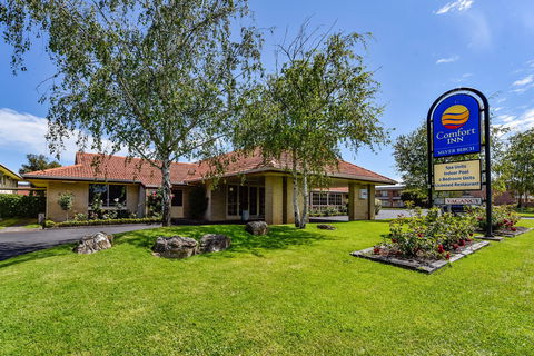 The Henty - Redcliffe Tourism 0