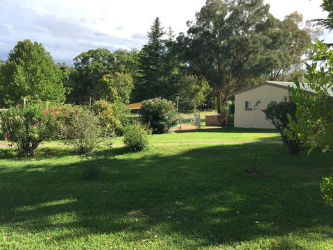 Warrumbungles Mountain Motel - Redcliffe Tourism 2