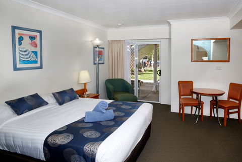 Yamba Aston Motel - Redcliffe Tourism 1