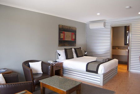 Bairnsdalemotel.com.au - Redcliffe Tourism 6