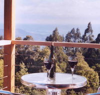 Lyrebird Cottages - Redcliffe Tourism