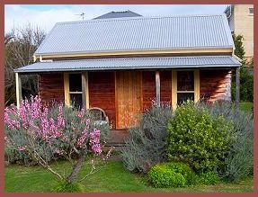 Orchard Cottage - Redcliffe Tourism 1