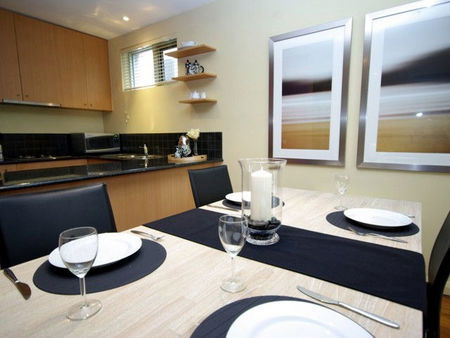 Boutique Stays - Beachside Point - Redcliffe Tourism 2