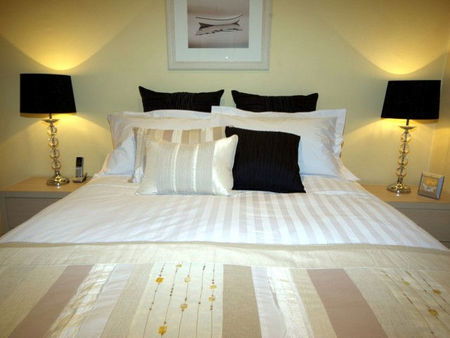 Boutique Stays - Beachside Point - Redcliffe Tourism 4