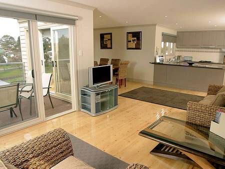 Carrigg House - Redcliffe Tourism 2