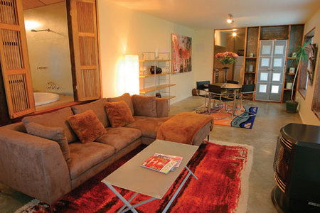 Azidene House - Redcliffe Tourism 4