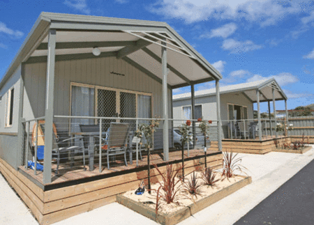 Apollo Bay Holiday Park - Redcliffe Tourism 3