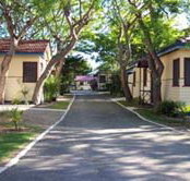 Kickback Cottages - Redcliffe Tourism