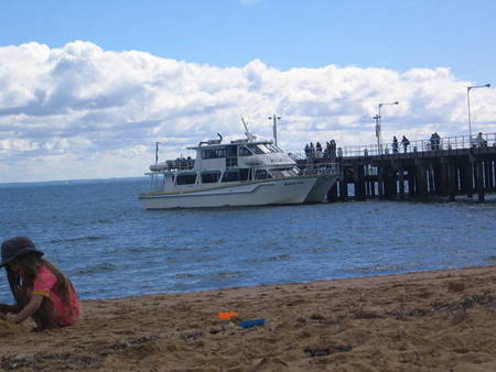 Cowes Haven - Redcliffe Tourism 5