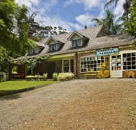 Curtis Falls Mountain Retreat - Redcliffe Tourism