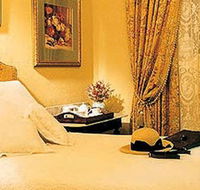 Clifton Lodge - Redcliffe Tourism