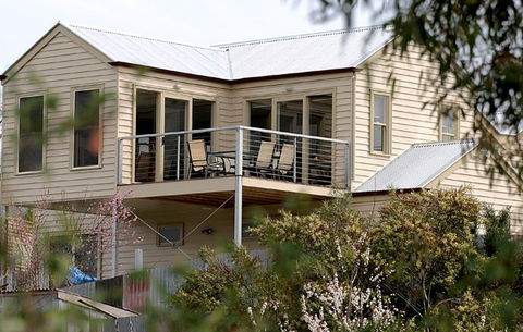 Carrigg House - Redcliffe Tourism 4