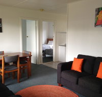 Phillip Island Cottages - Redcliffe Tourism