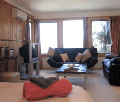 Bed In The Treetops - thumb 3