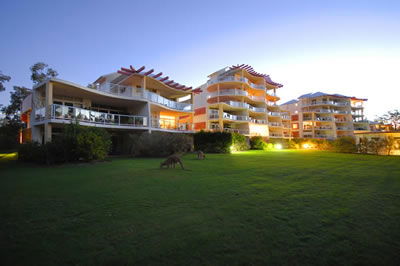 Magnolia Lane Apartments - Redcliffe Tourism 0