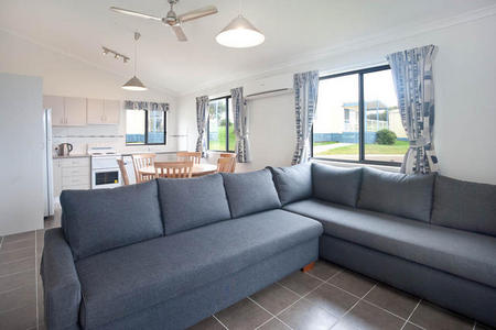 Surfbeach Holiday Park - Redcliffe Tourism 1