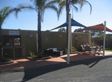 Cameo Inn Motel - Redcliffe Tourism 2