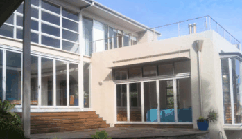 Seal Rocks House - Redcliffe Tourism 3