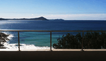 Seal Rocks House - Redcliffe Tourism 4