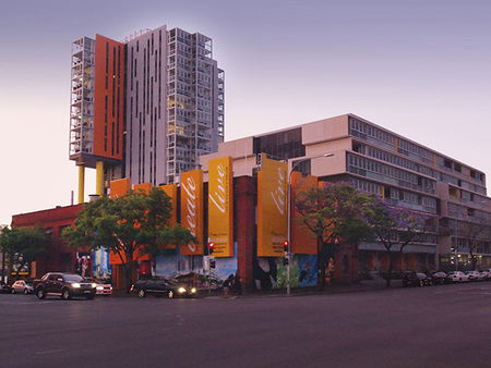 Oaks IStay Precinct - Redcliffe Tourism 1