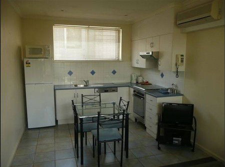 Norwood Apartments - Redcliffe Tourism 1
