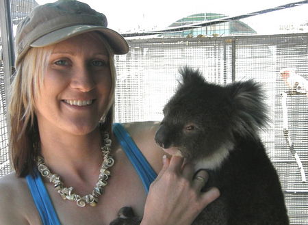 Dundee's Wildlife Park - Redcliffe Tourism 2