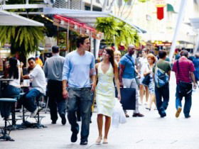 Queen Street Mall - Redcliffe Tourism 1