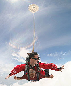 Commando Skydivers - Redcliffe Tourism 1