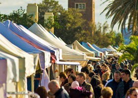 St Kilda Esplanade Market - Redcliffe Tourism 0