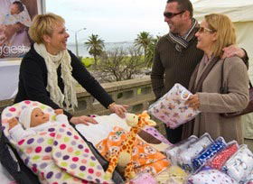 St Kilda Esplanade Market - Redcliffe Tourism 2