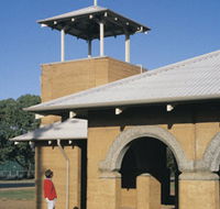 St Thomas More Catholic Church - Redcliffe Tourism