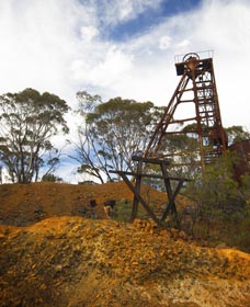 Old Smelter - Redcliffe Tourism 0