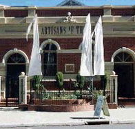 Kailis Australian Pearls - Redcliffe Tourism
