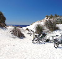 Little Parakeet Bay - Redcliffe Tourism