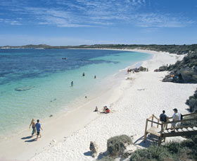 Salmon Bay - Redcliffe Tourism 0
