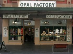 The Opal & Gem Factory - Redcliffe Tourism 0