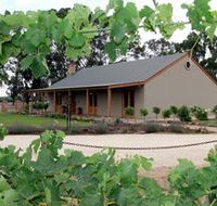 VineCrest Fine Barossa Wine - Redcliffe Tourism