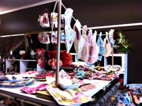Under The Oak Handmade Gallery And Gifts - Redcliffe Tourism 0