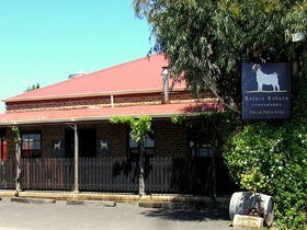 Raidis Estate - Redcliffe Tourism 0