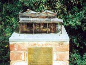 Sculpture Of Beetaloo Reservoir Hotel - Redcliffe Tourism 0
