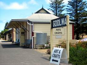 Goolwa Community Arts And Crafts Shop - Redcliffe Tourism 0