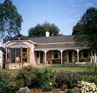 Phoenix Estate - Redcliffe Tourism