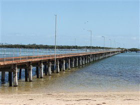 Port Broughton Visitor Outlet - Redcliffe Tourism 0
