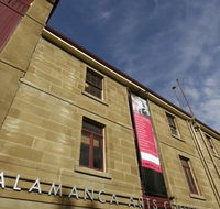 Quoll Artists Gallery - Redcliffe Tourism