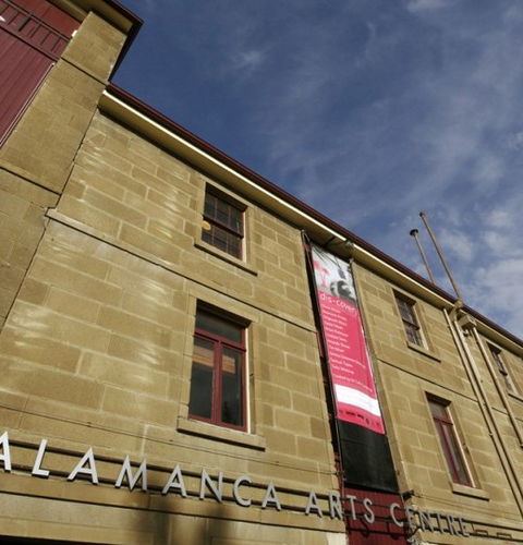 Quoll Artists Gallery - Redcliffe Tourism 0
