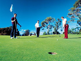  Redcliffe Tourism