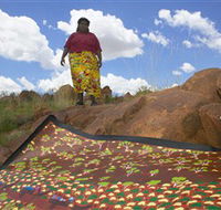 Julalikari Arts - Redcliffe Tourism